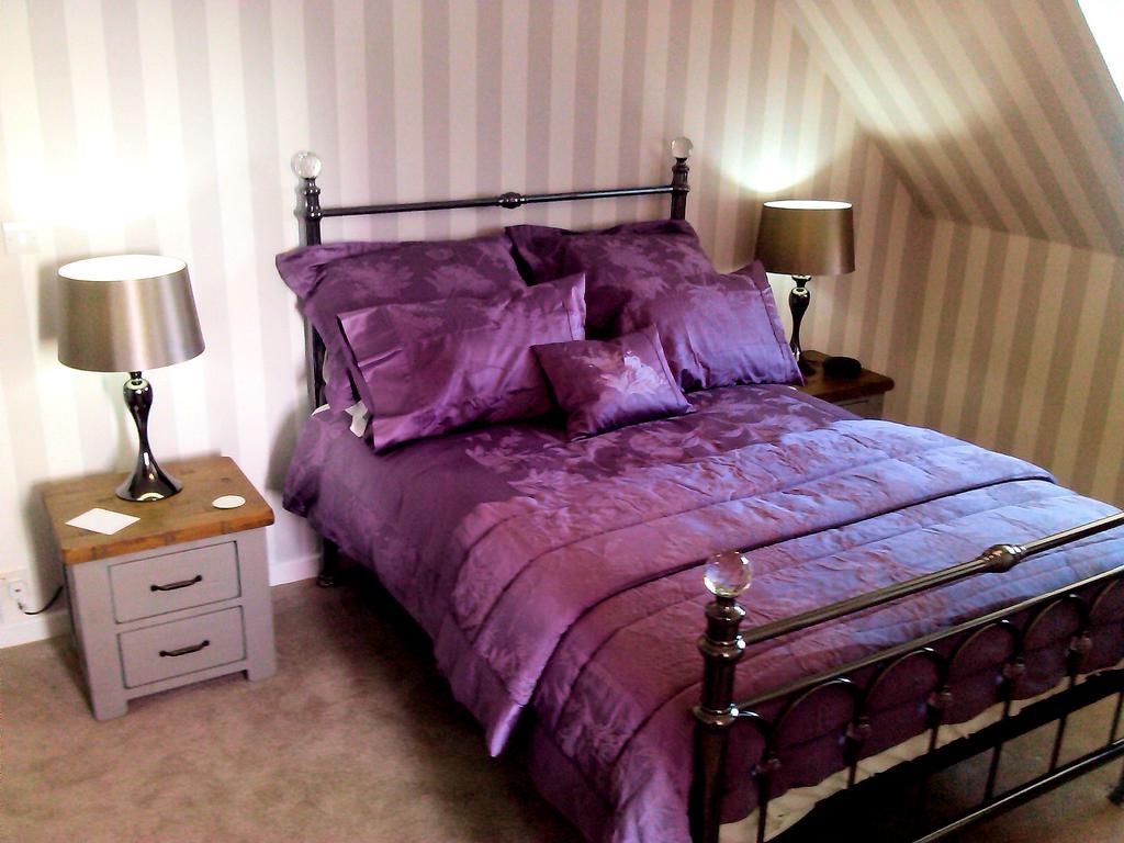 The Old Chapel B&B ลอสท์วิธีล ห้อง รูปภาพ